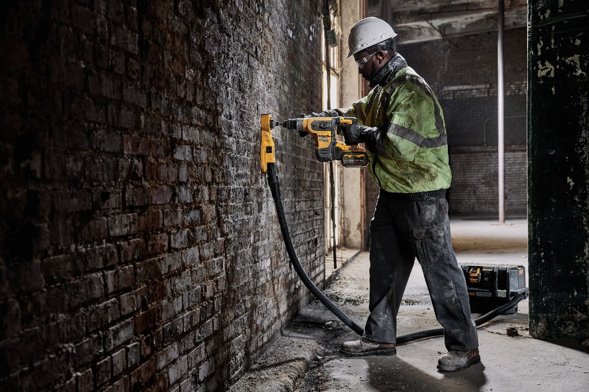 Mit aktuell über 250 Produkten ist das DEWALT 18 V XR Akku-System die erste Wahl für viele Gewerke.