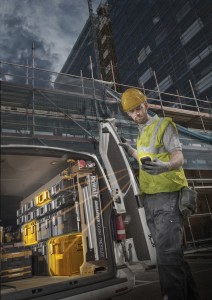 Mit der App "Dewalt Tool Connect" können Informationen zu den neuen 18,0 Volt-Akkus mit Bluetooth-Technologie abgerufen und Funktionen gesteuert werden.