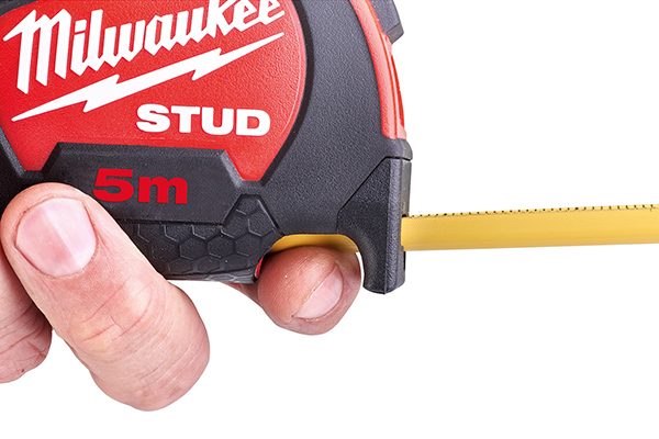 48229905-STUD_Premium_5m-FEAT1