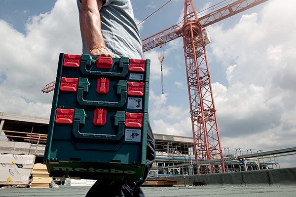 Die neuen metaBOX Koffer von Metabo sind miteinander koppelbar.