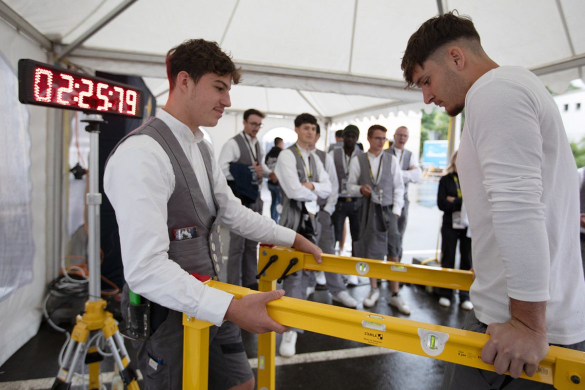 Beim Kräftemessen an der R-Type-Challenge winken attraktive Gewinne in Form von hochwertigen Messwerkzeugen.